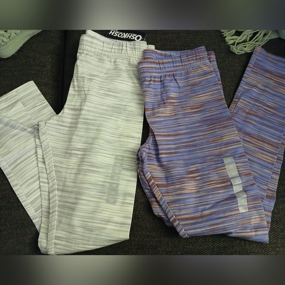 Girl's Oshkosh Capri Pants Set Of 2. Size 10